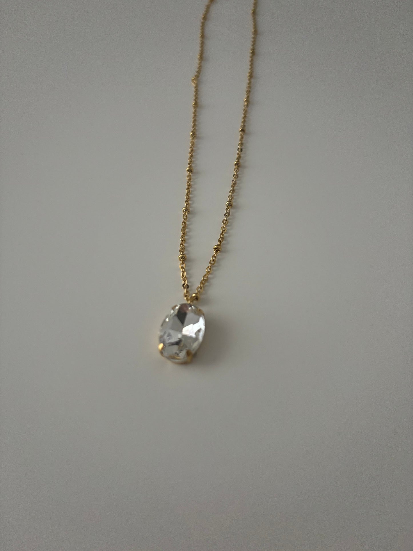 Collier Laurie