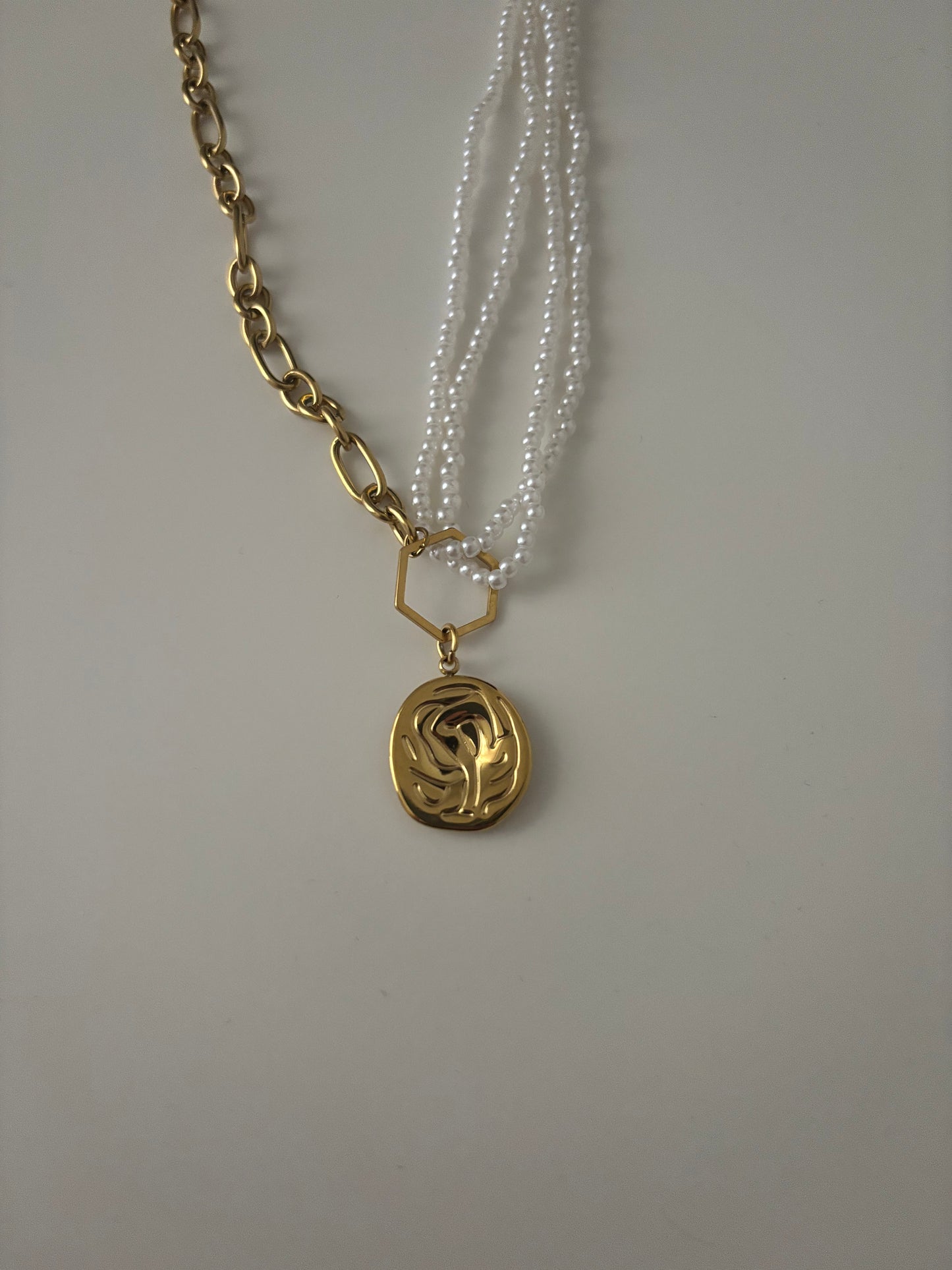 Collier Maddy